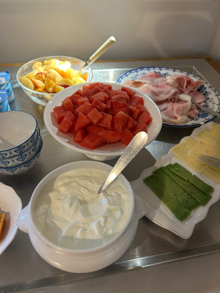 Fruits Frais et fromage du buffet